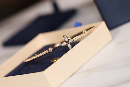 [ORA]IDYLLE GOLD OPEN BRACELET DIAMOND PAVED