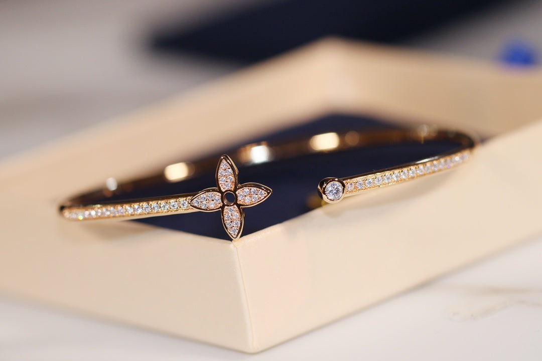 [ORA]IDYLLE GOLD OPEN BRACELET DIAMOND PAVED