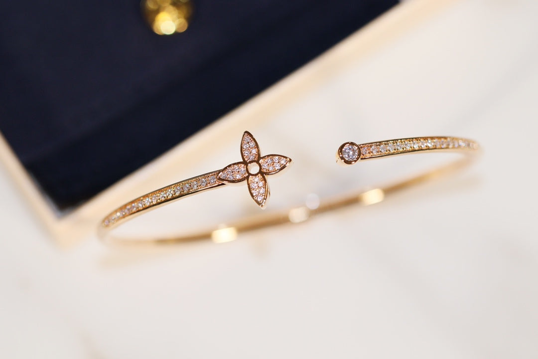 [ORA]IDYLLE GOLD OPEN BRACELET DIAMOND PAVED