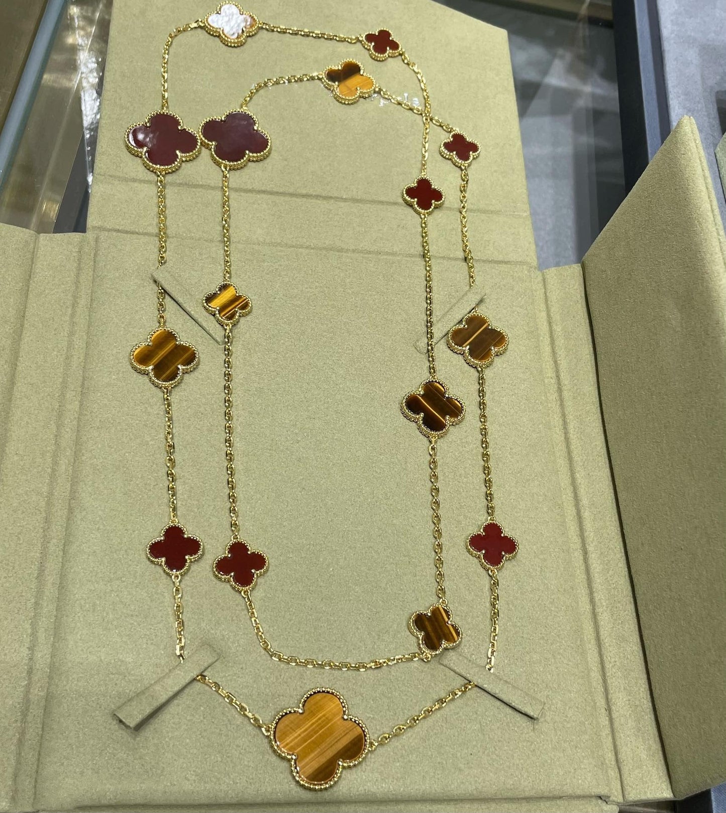 [ORA]CLOVER 16 MOTIV KARNEOL TIGERAUGE ROSÉGOLD HALSKETTE