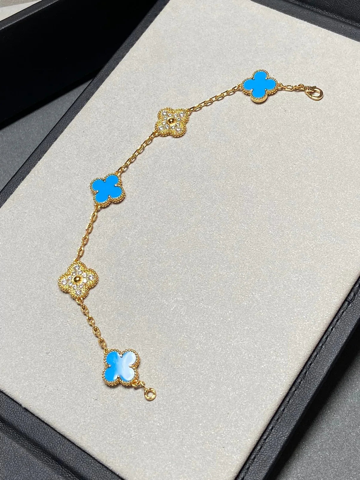 [ORA] CLOVER 5 MOTIF BLUE AGATE BRACELET COLLECTION
