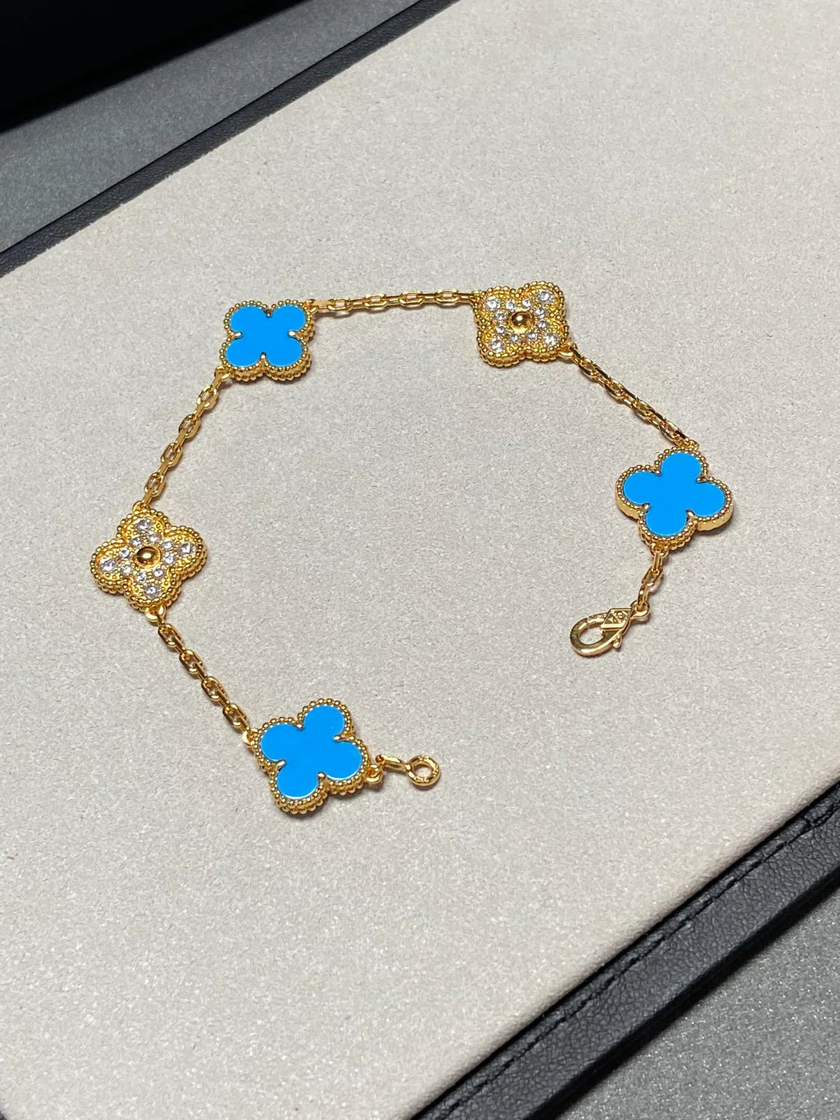 [ORA] CLOVER 5 MOTIF BLUE AGATE BRACELET COLLECTION