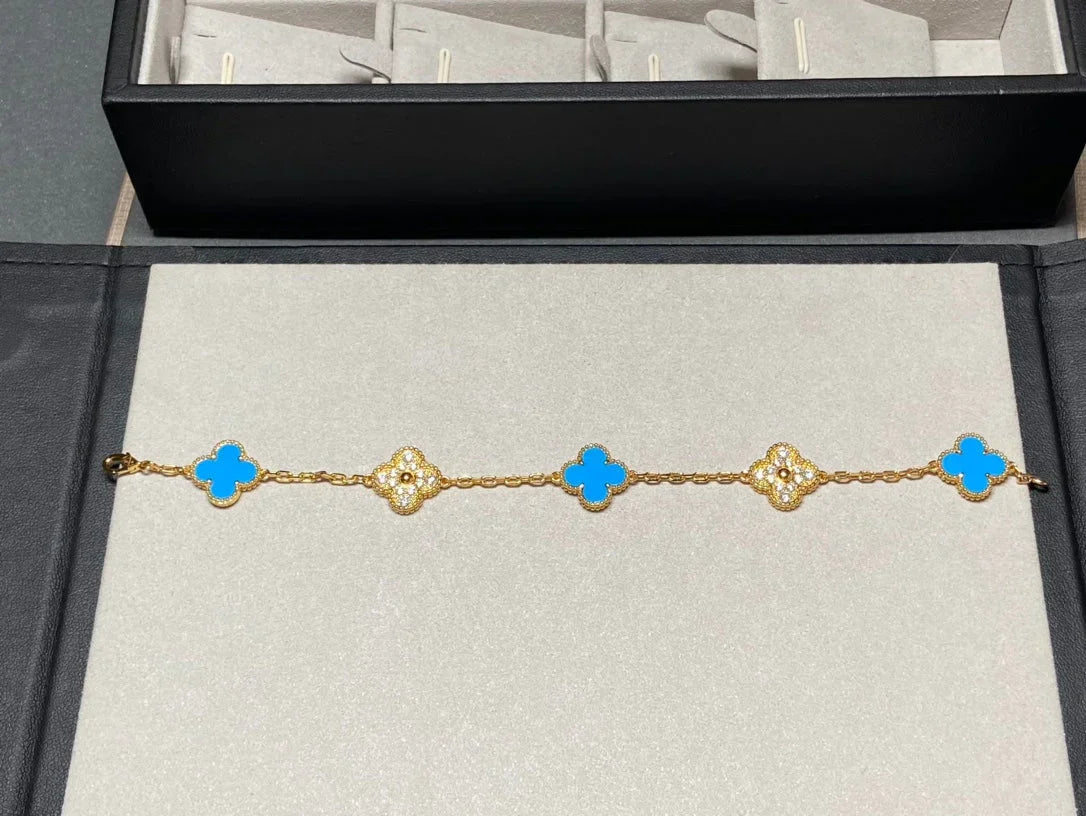[ORA] CLOVER 5 MOTIV ARMBAND MIT BLAUEM ACHAT KOLLEKTION