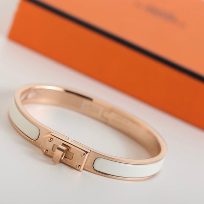 [ORA]HM KELLY WHITE BRACELET