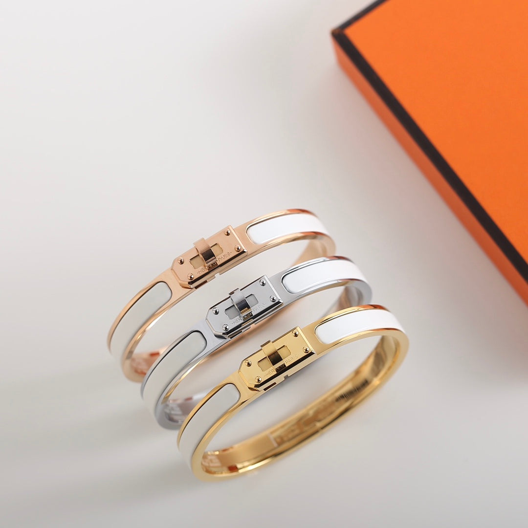 [ORA]HM KELLY WHITE BRACELET