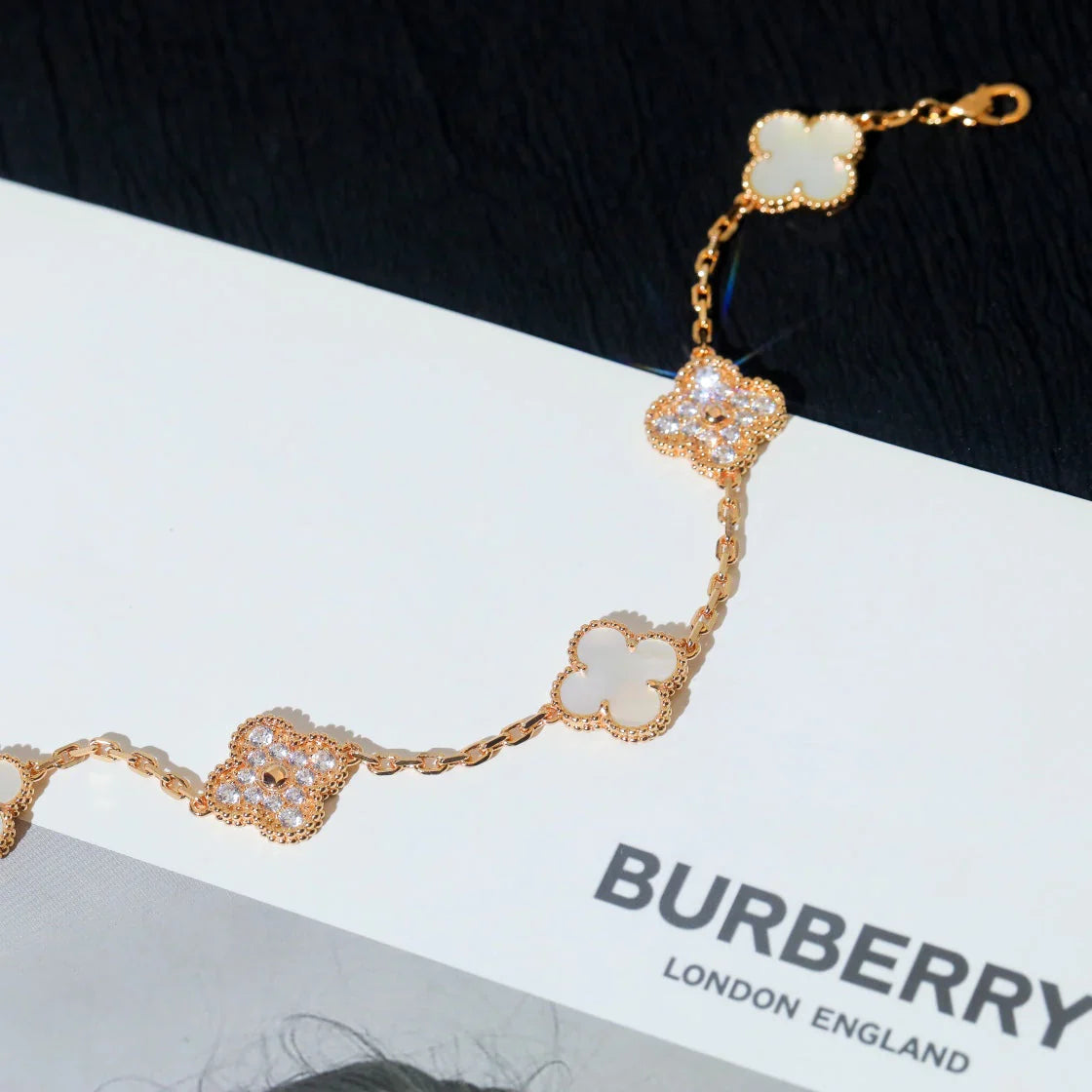 [ORA]CLOVER WHITE PEARL MOP 5 MOTIF BRACELET COLLECTION