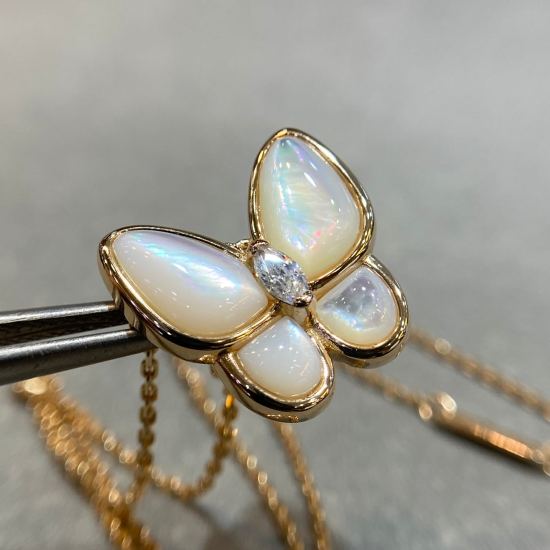 [ORA]BUTTERFLY MOP DIAMOND NECKLACE