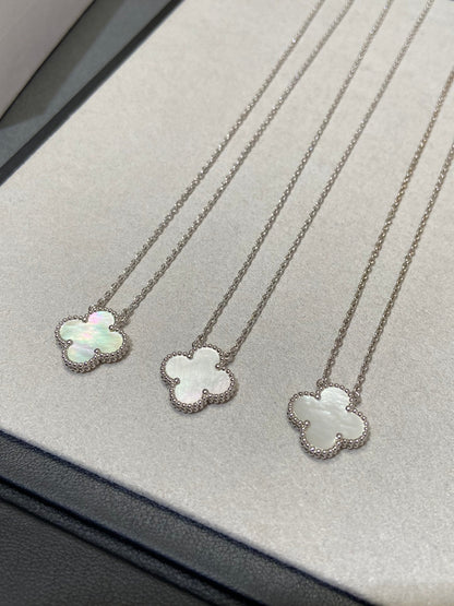 [ORA]CLOVER MEDIUM SILVER WHITE MOP NECKLACE