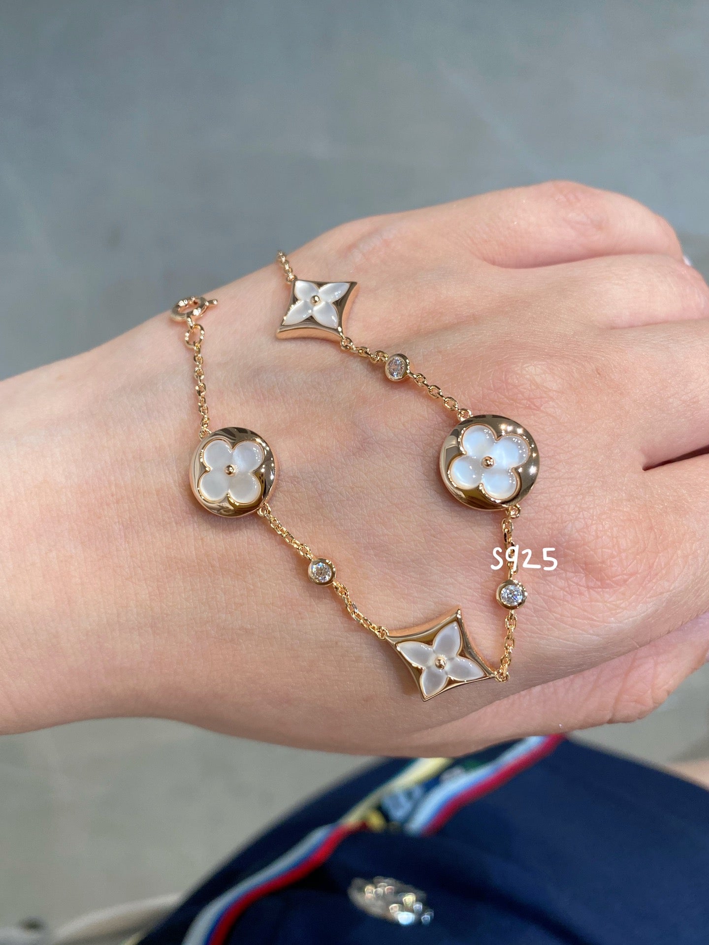 [ORA]STAR AND SUN 4 MOTIF WHITE MOP PINK GOLD BRACELET