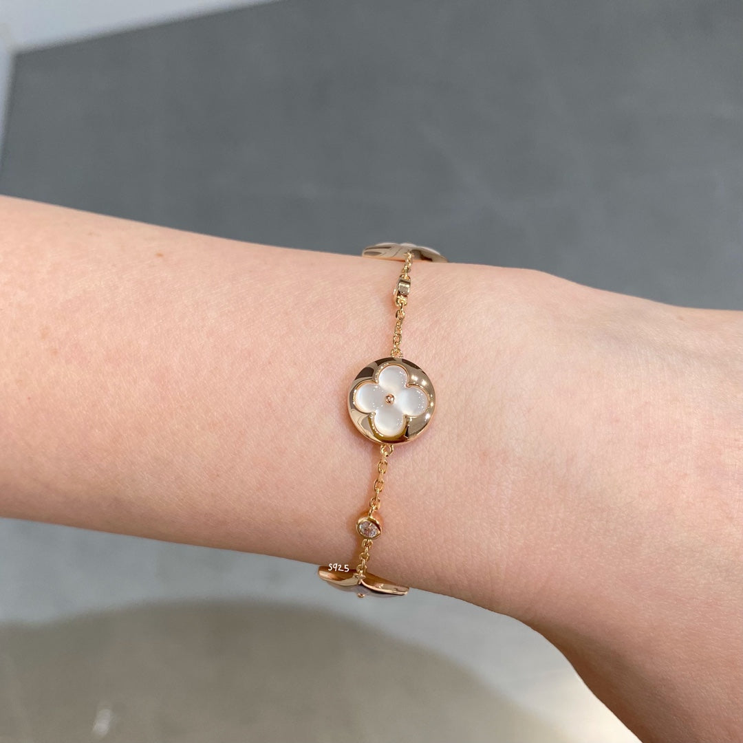 [ORA]STAR AND SUN 4 MOTIF WHITE MOP PINK GOLD BRACELET