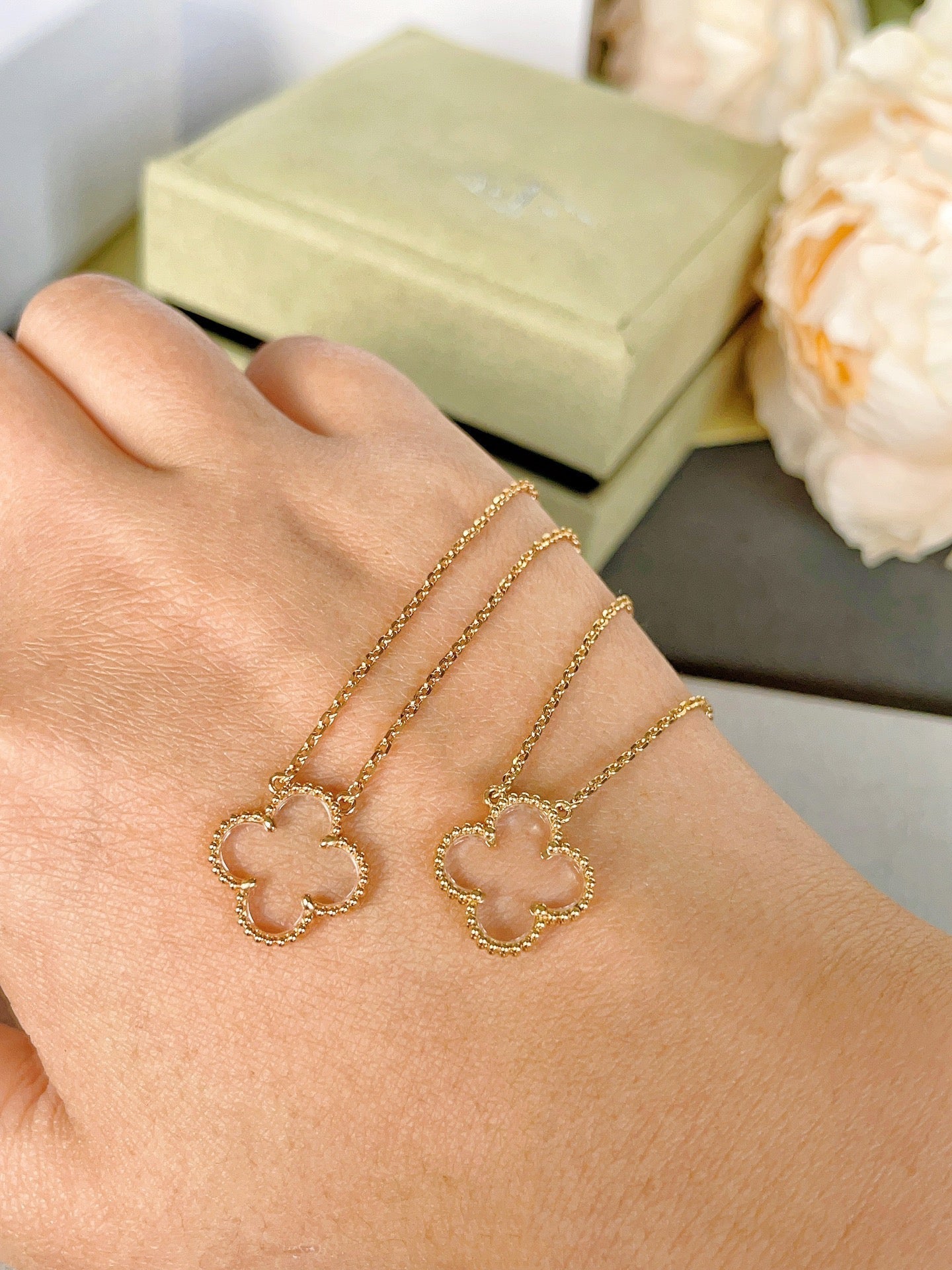 [ORA]CLOVER ROCK CRYSTAL ROSE GOLD NECKLACE