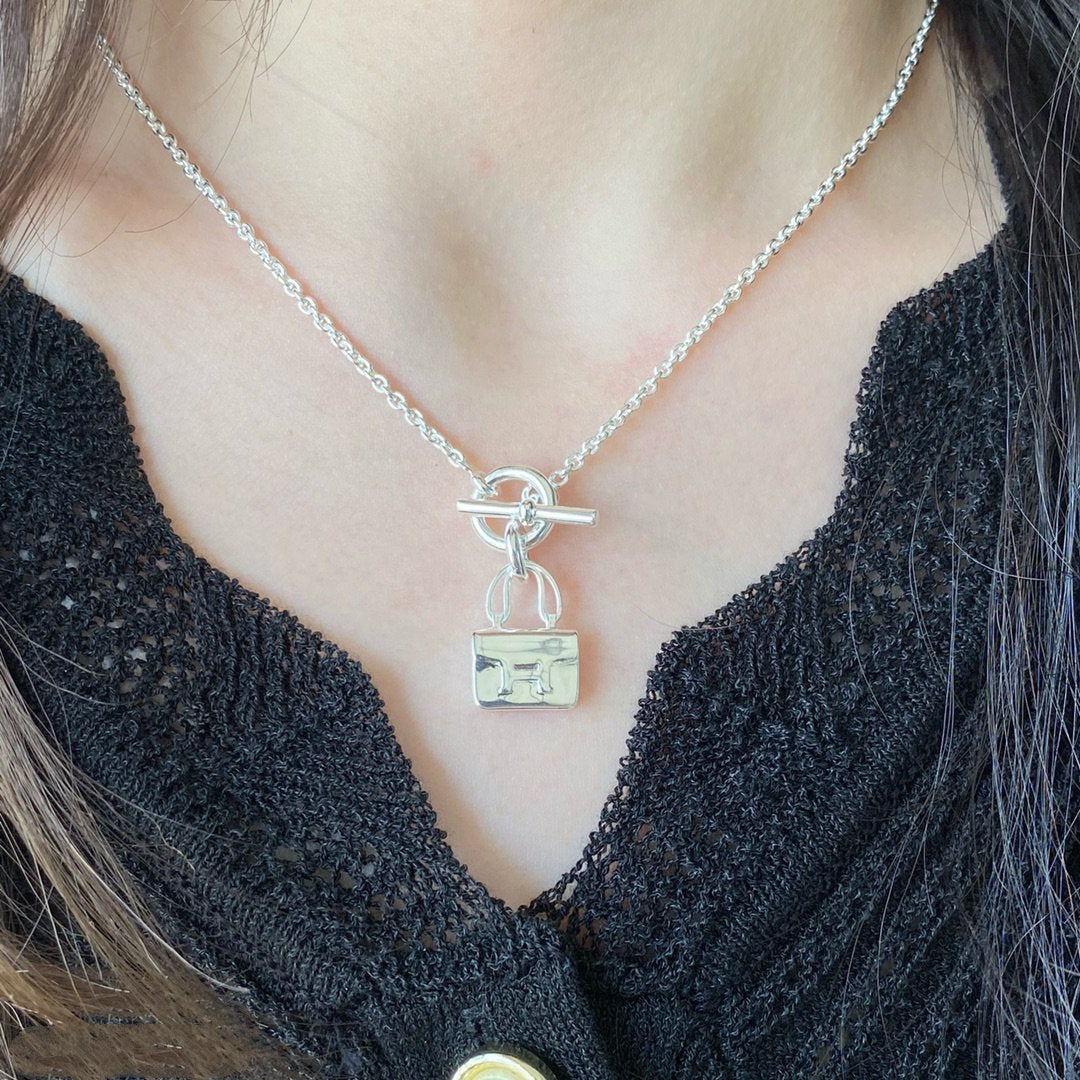 [ORA]CONSTANCE PEDANT SILVER NECKLACE