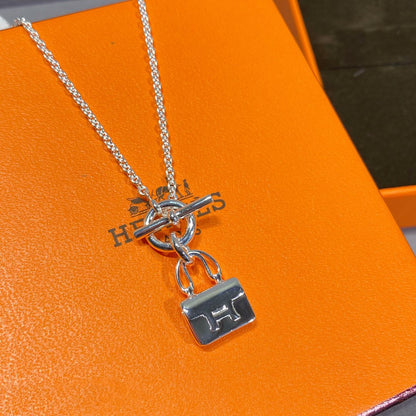 [ORA]CONSTANCE PEDANT SILVER NECKLACE