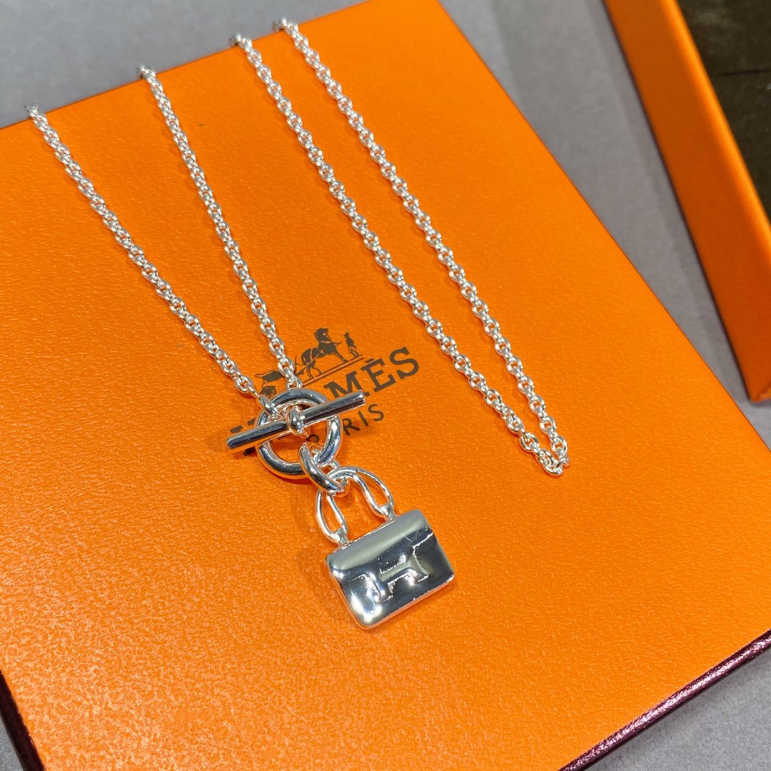 [ORA]CONSTANCE PEDANT SILVER NECKLACE