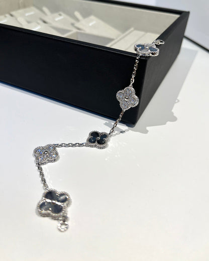 [ORA] CLOVER 5 MOTIF LASER BRACELET COLLECTION