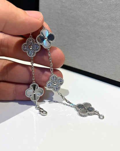 [ORA] CLOVER 5 MOTIF LASER BRACELET COLLECTION