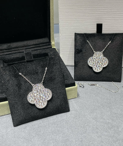 [ORA]KLEE 25MM GROSSER ANHÄNGER DIAMANT PAVÉ SILBERHALSKETTE