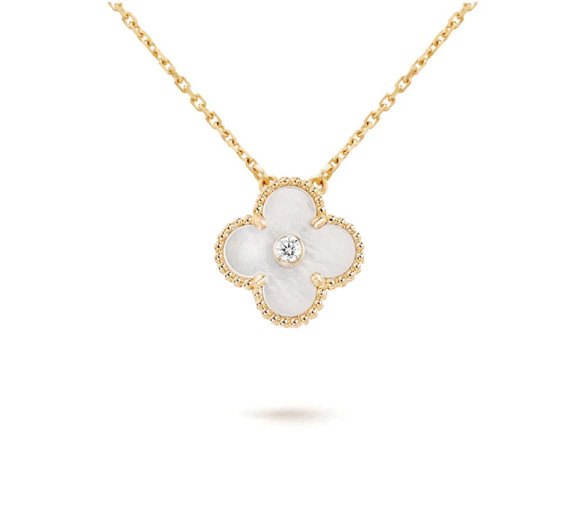 [ORA]CLOVER 15MM CHRISTMAS LIMITED EDITION SINGLE FLOWER NECKLACE