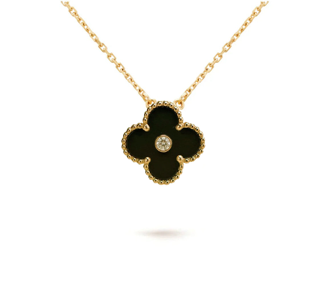 [ORA]CLOVER 15MM CHRISTMAS LIMITED EDITION SINGLE FLOWER NECKLACE