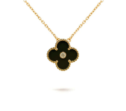 [ORA]CLOVER 15MM CHRISTMAS LIMITED EDITION SINGLE FLOWER NECKLACE