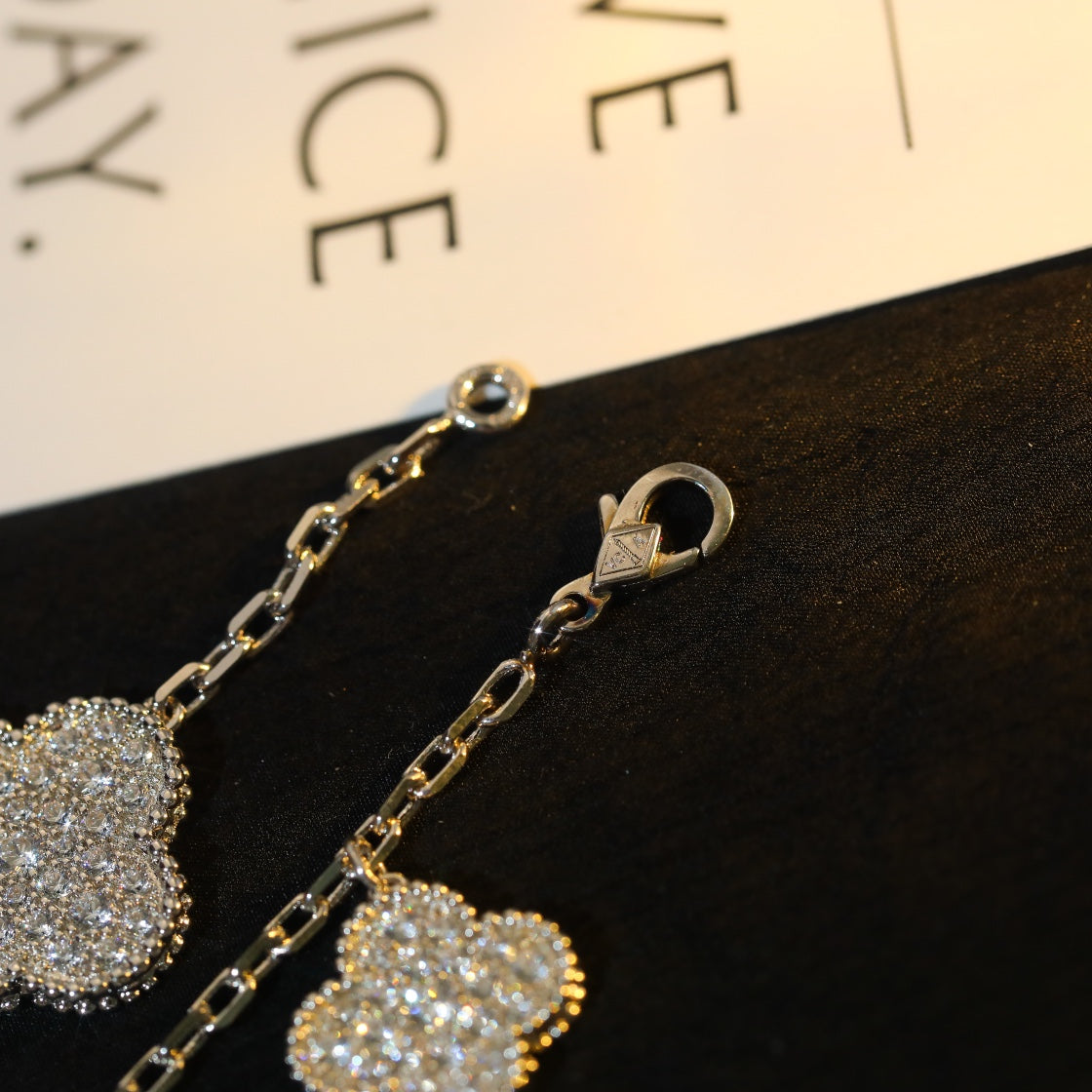 [ORA]CLOVER BRACELET 5 MOTIF SILVER DIAMOND PAVED