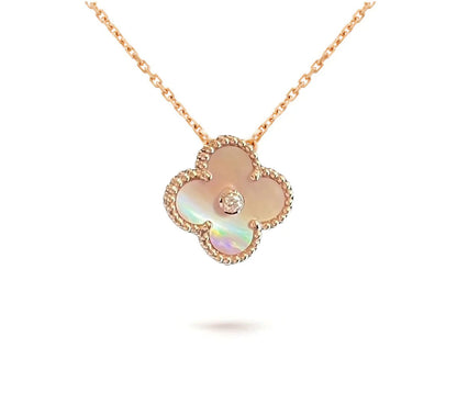 [ORA]CLOVER 15MM CHRISTMAS LIMITED EDITION SINGLE FLOWER NECKLACE