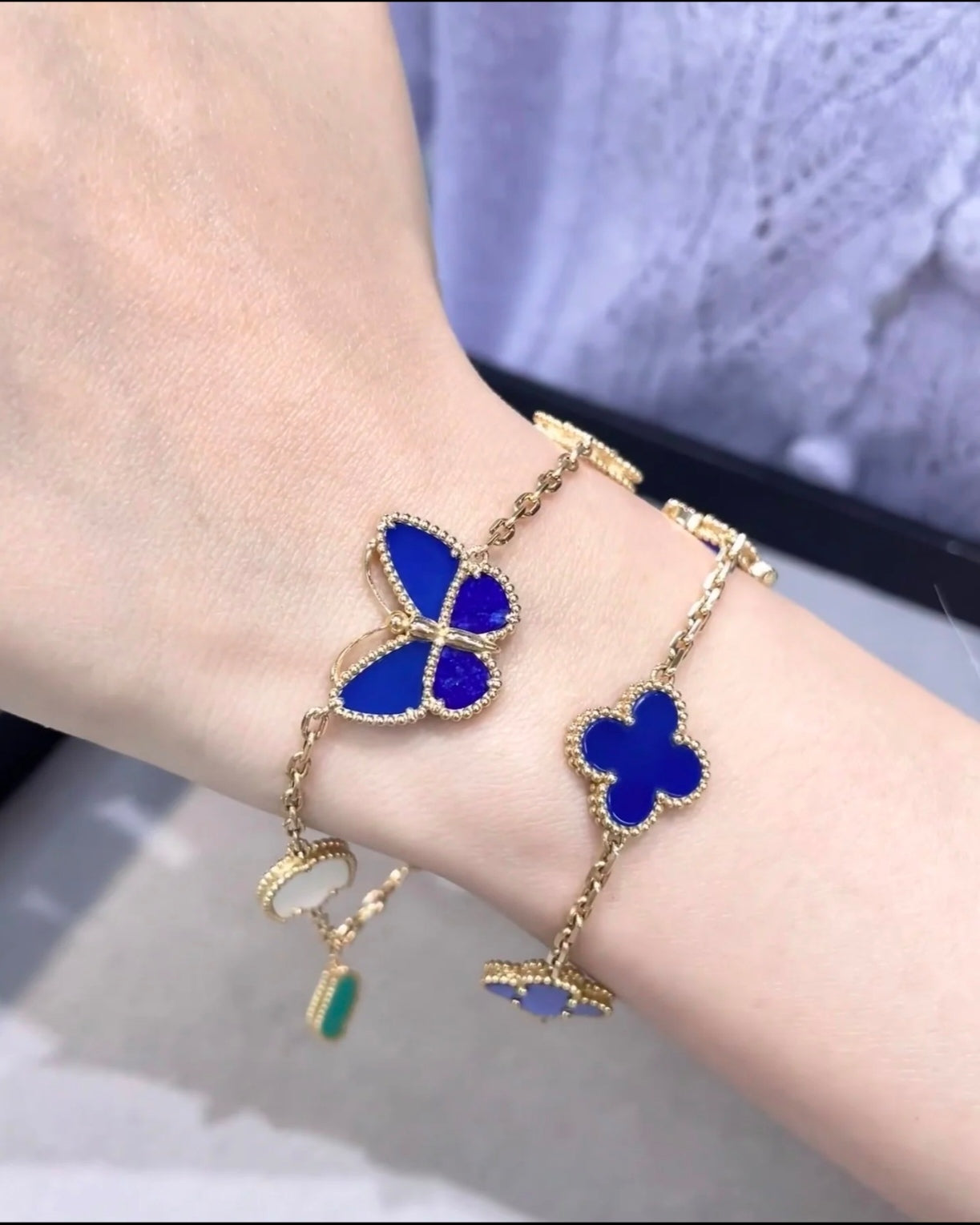 [ORA]LUCKY SPRING GOLD BLUESTONE WHITE MOTHER-OF-PEARL BRACELET