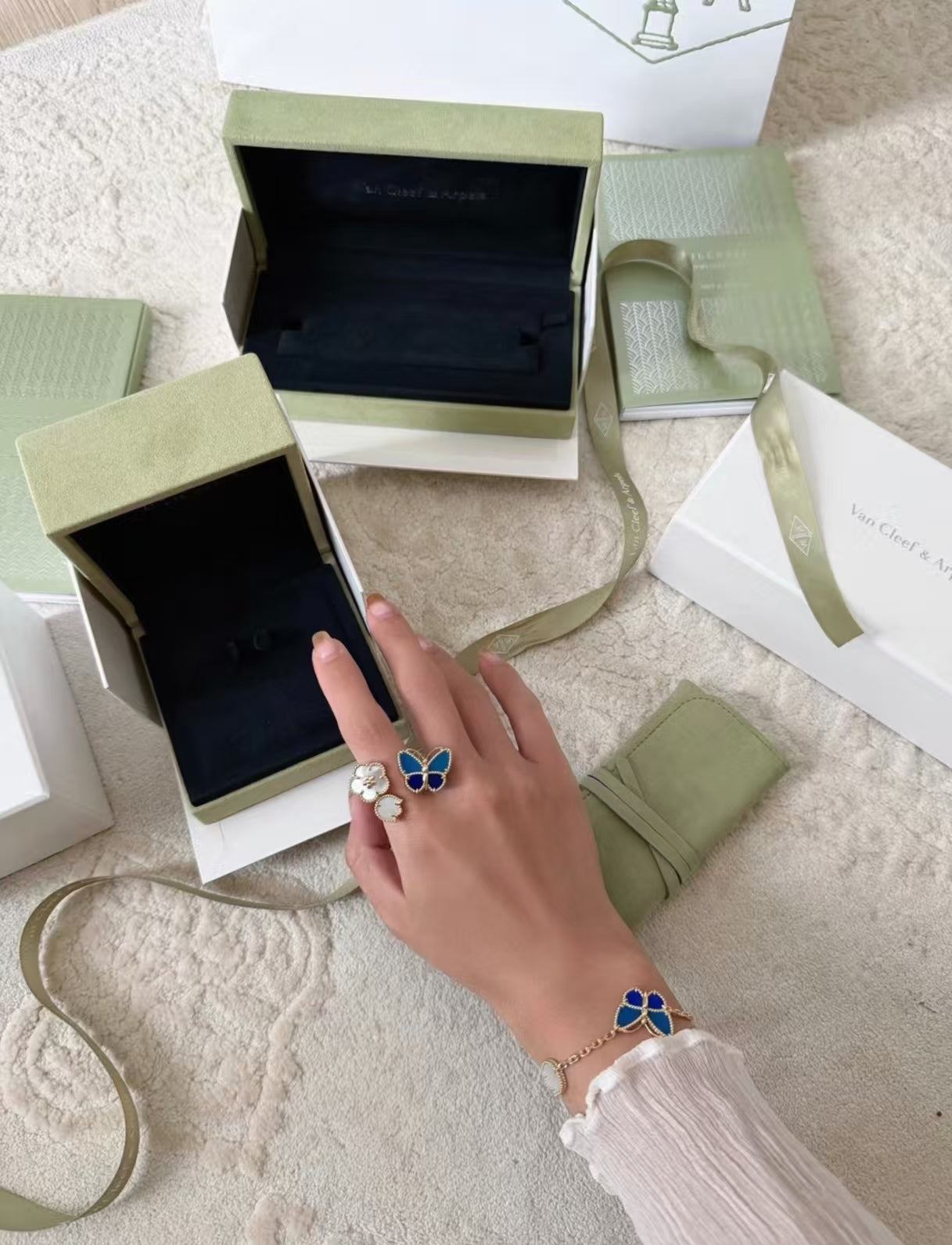 [ORA]LUCKY SPRING BUTTERFLY OPEN-FACE RINGS