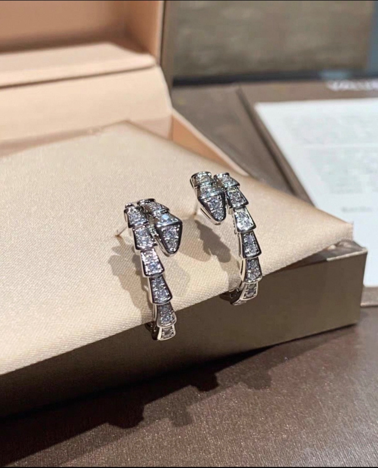 [ORA]SERPENTI EARRINGS DIAMOND