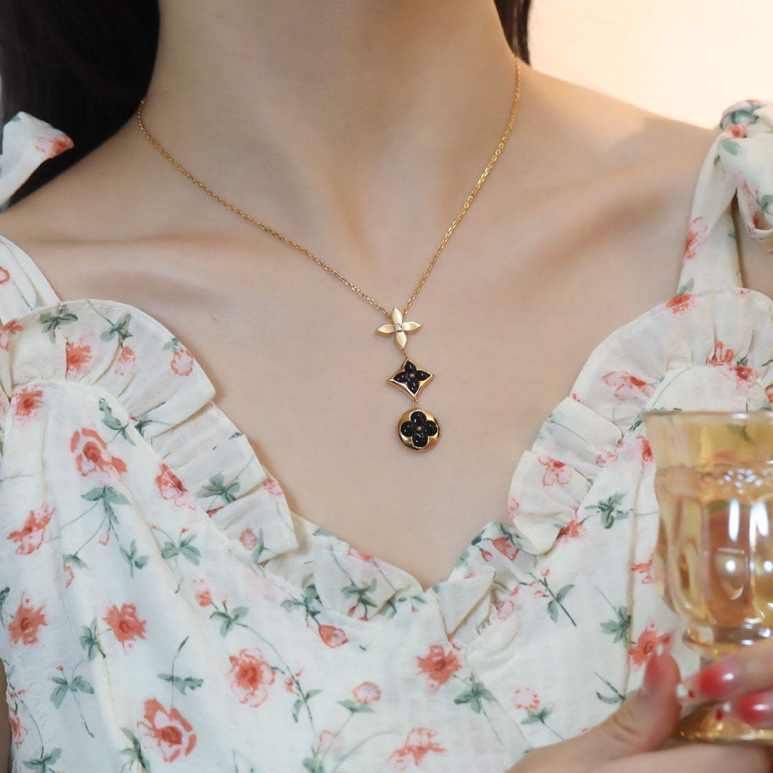 [ORA]STAR AND SUN ONYX PINK GOLD NECKLACE