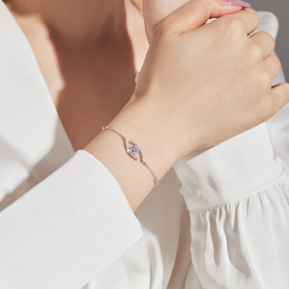 [ORA]Lucky Eye Pave-Set Diamond Bracelet