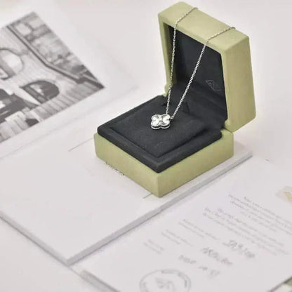 [ORA]CLOVER  15MM DIAMOND LASER NECKLACE SILVER