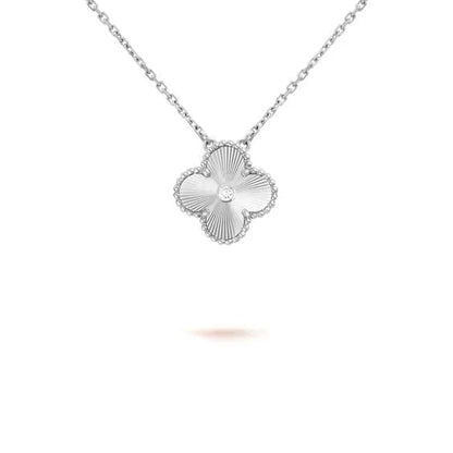 [ORA]CLOVER  15MM DIAMOND LASER NECKLACE SILVER