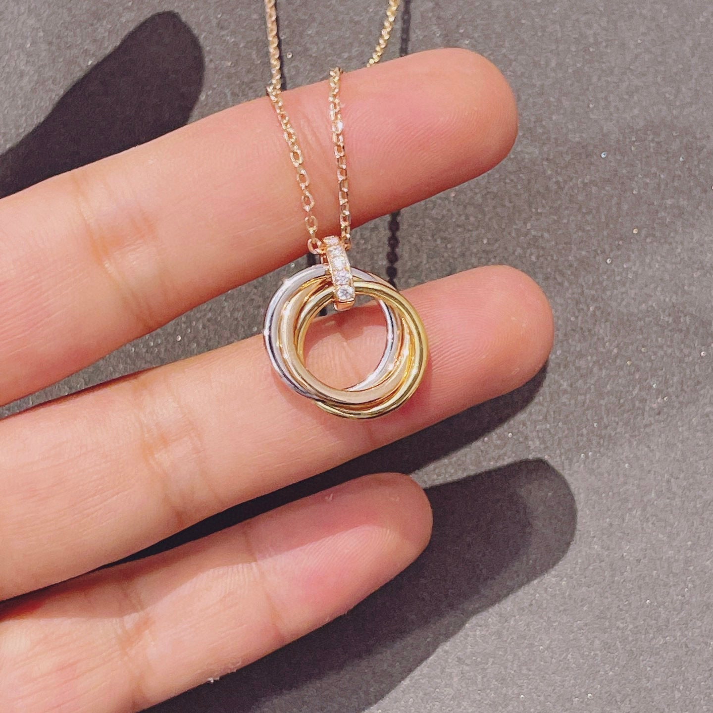 [ORA]TRINITY NECKLACE GOLD  DIAMONDS
