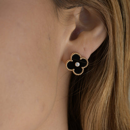 [ORA]CLOVER MEDIUM 1 MOTIFS ONYX DIAMOND EARRINGS
