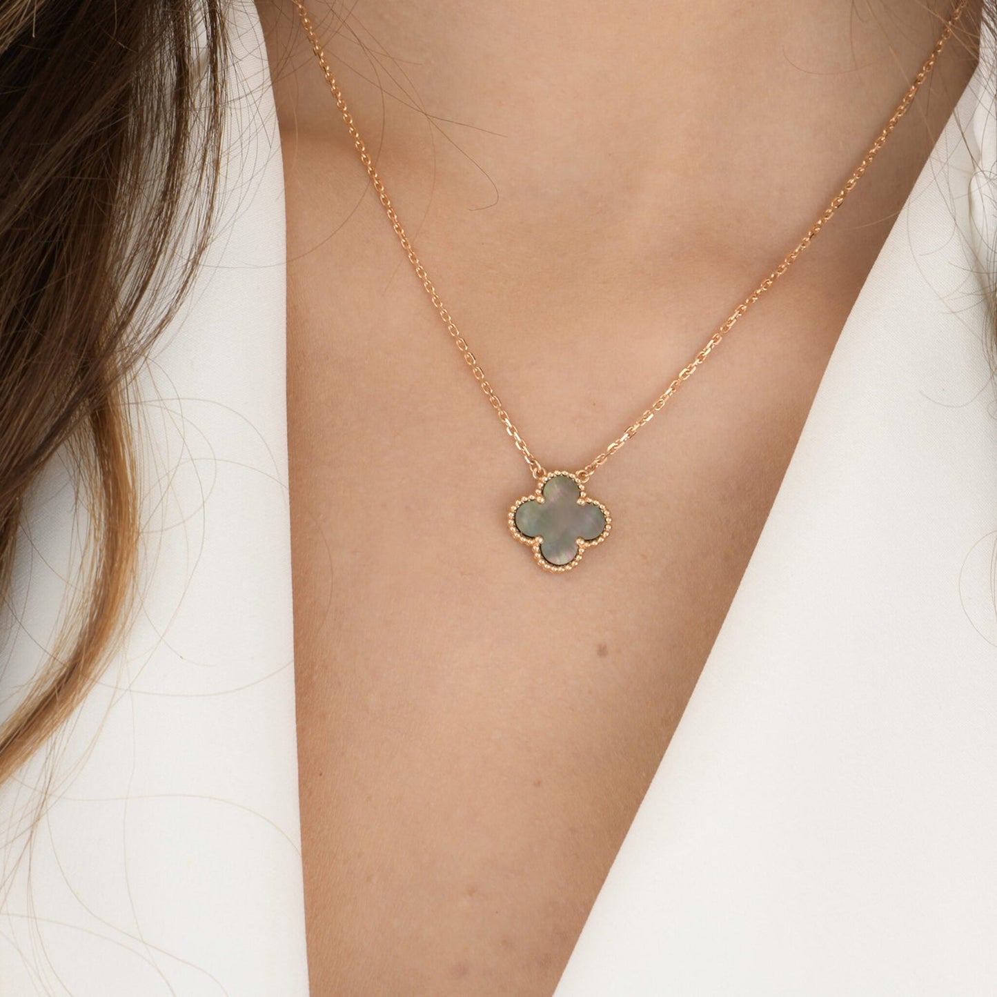 [ORA]CLOVER 15MM  GRAY MOTHER OF PEARL NECKLACE