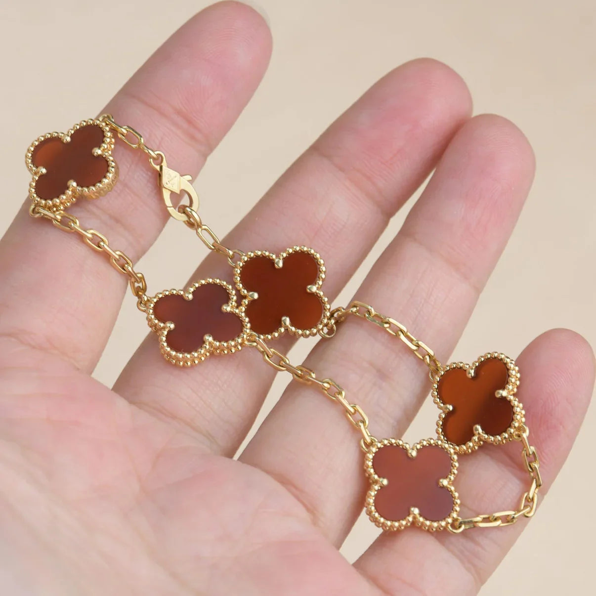 [ORA] CLOVER 5 MOTIF RED CORNELIAN BRACELET COLLECTION