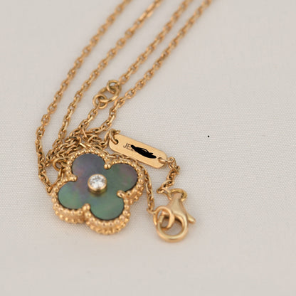 [ORA]CLOVER 15MM DIAMOND AND MOTHER-OF-GREY NECKLACE