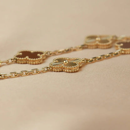 [ORA] CLOVER 5 MOTIF RED CORNELIAN BRACELET COLLECTION