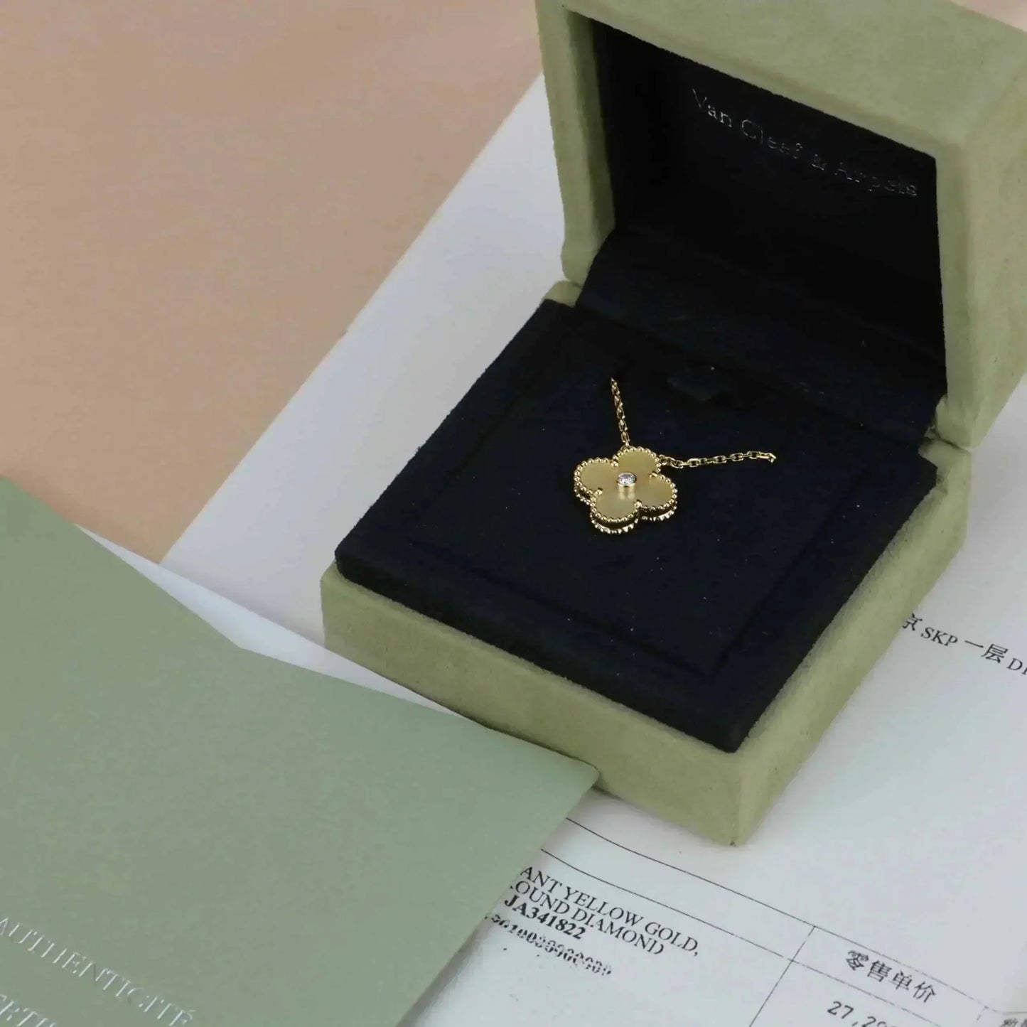 [ORA]CLOVER 15MM DIAMOND GOLD MOTHER OF PEARL NECKLACE