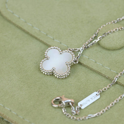 [ORA]CLOVER  15MM WHITE MOTHER-OF-PEARL SILVER