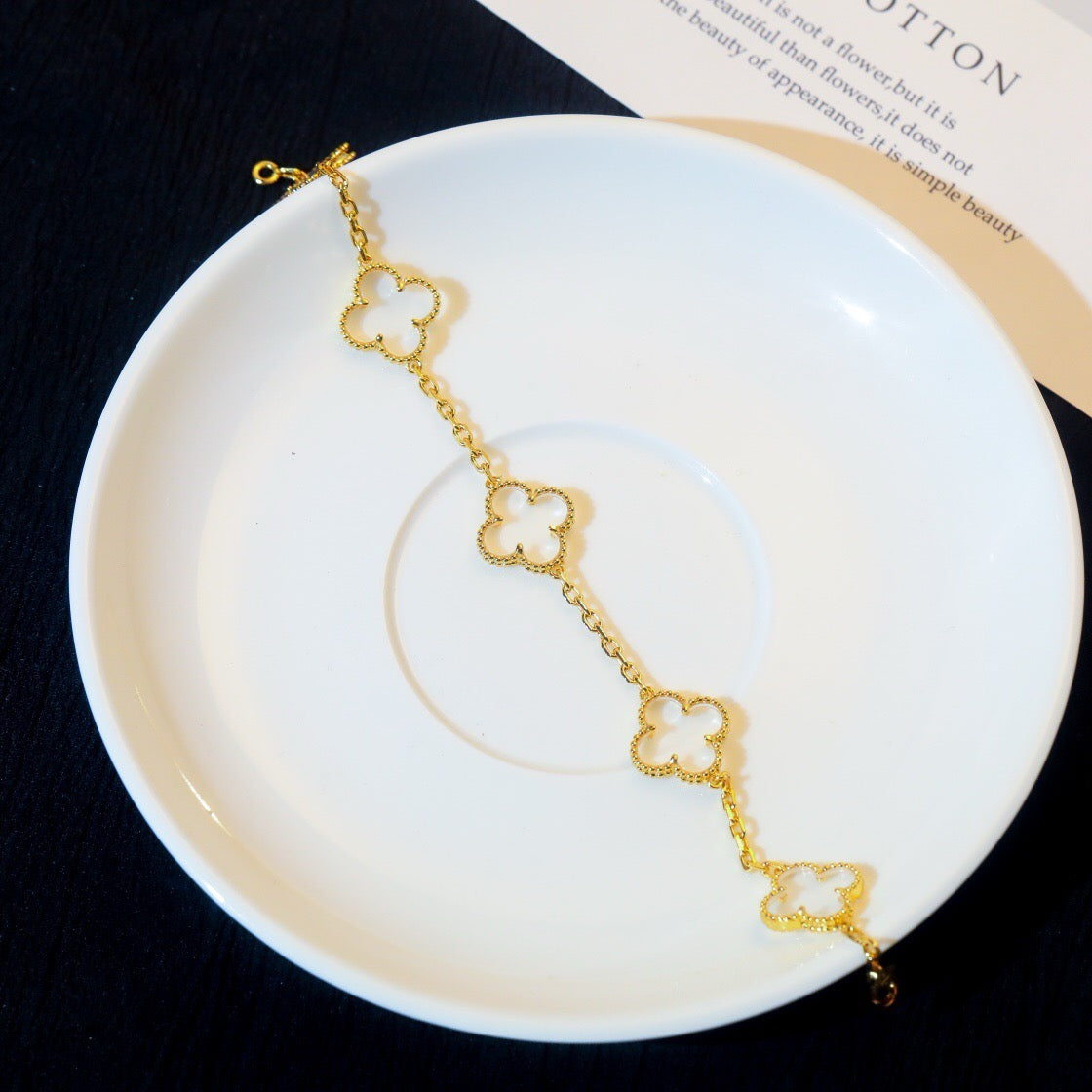 [ORA]CLOVER 5 MOTIF ROCK CRYSTAL BRACELET