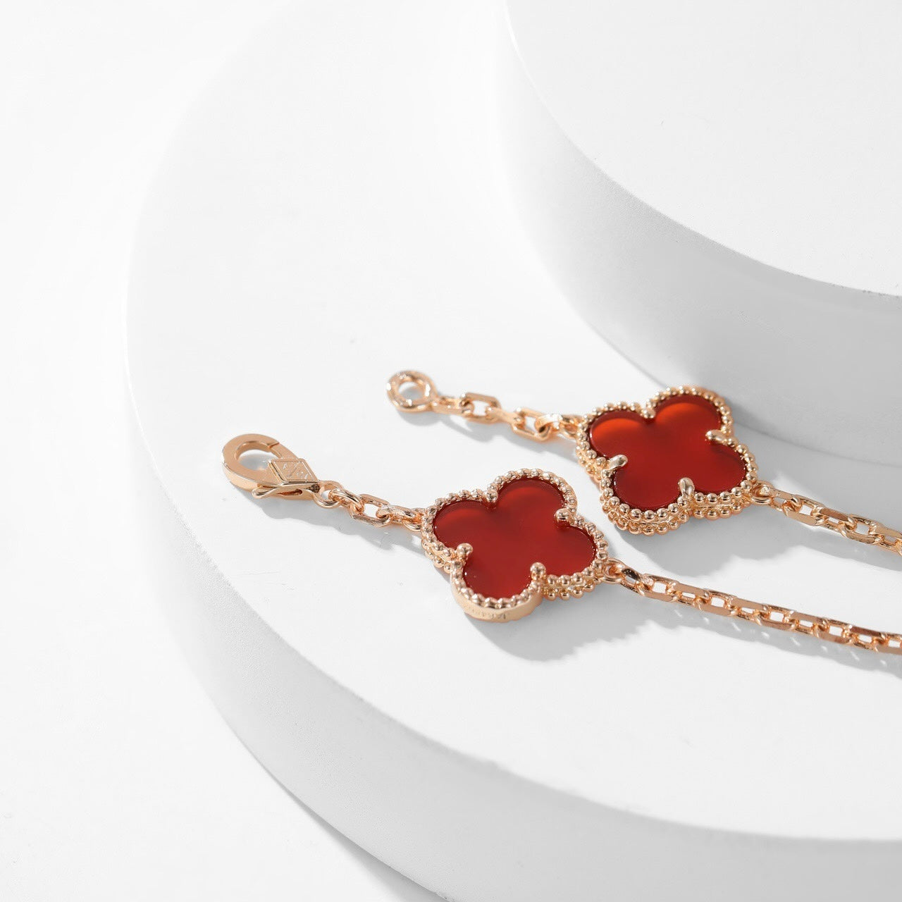 [ORA]CLOVER 10 MOTIFS CARNELIAN NECKLACE