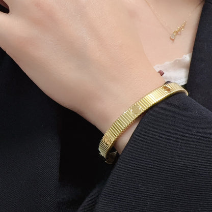 [ORA]LOVE UNLIMITED BRACELET