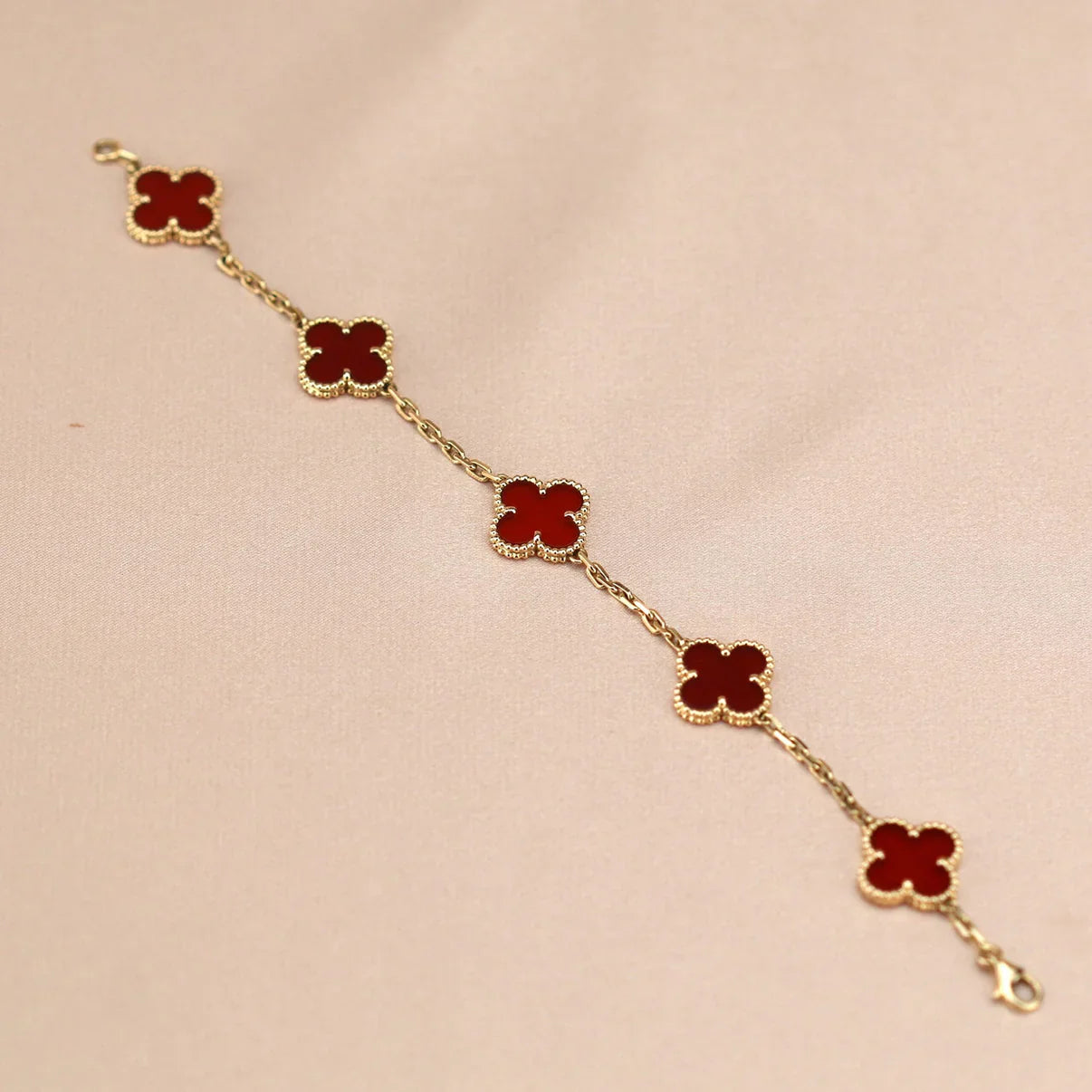 [ORA] CLOVER 5 MOTIF RED CORNELIAN BRACELET COLLECTION