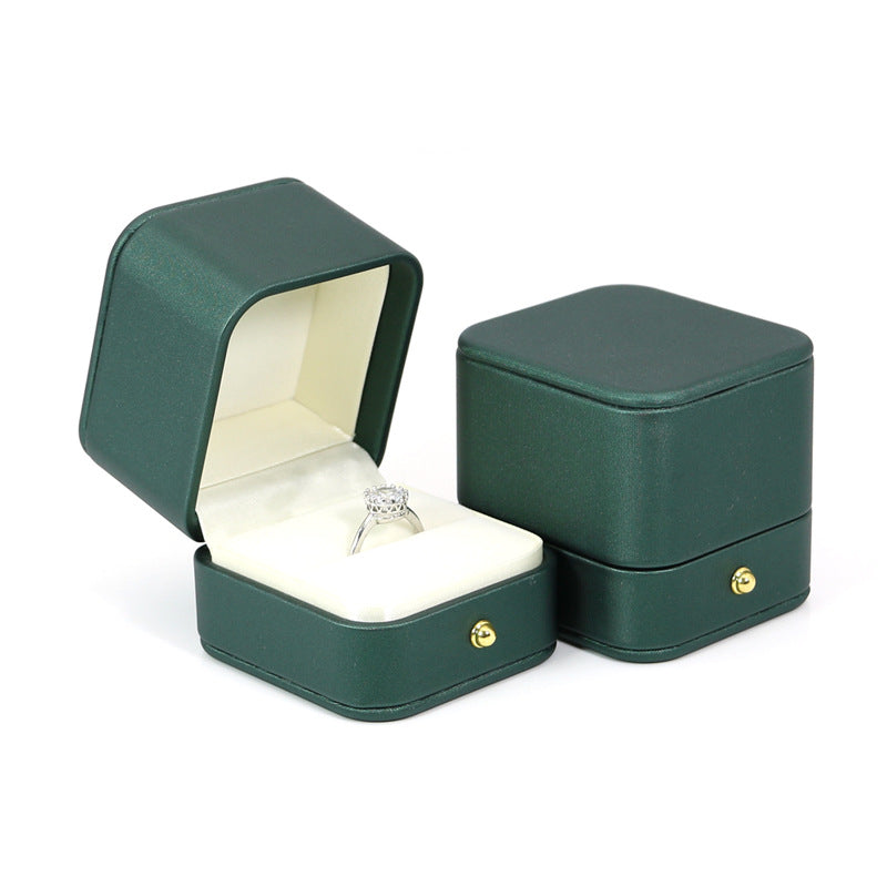 HIGH-GRADE PU LEATHER JEWELRY GIFT BOX??_O LOGO)