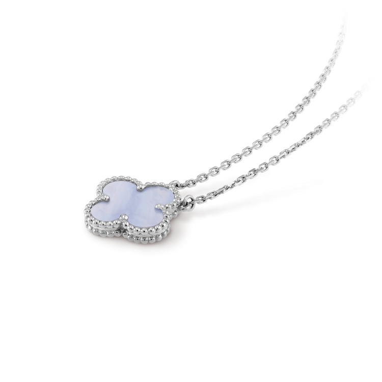 [ORA]CLOVER 15MM BLUE CHALCEDONY NECKLACE SILVER
