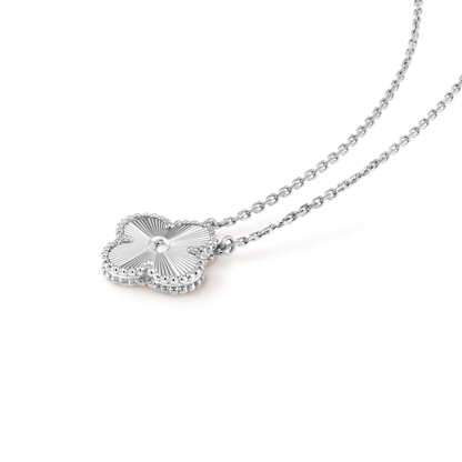 [ORA]CLOVER 15MM LASER NECKLACE SILVER