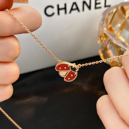 [ORA]LUCKY  CARNELIANS LADYBUG NECKLACE