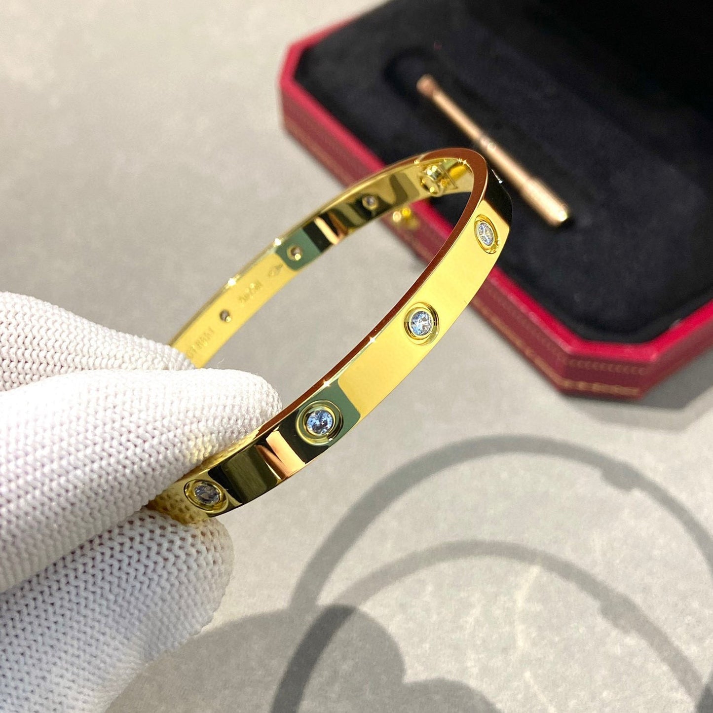 [ORA]LOVE BRACELET 6.1MM 10 DIAMONDS